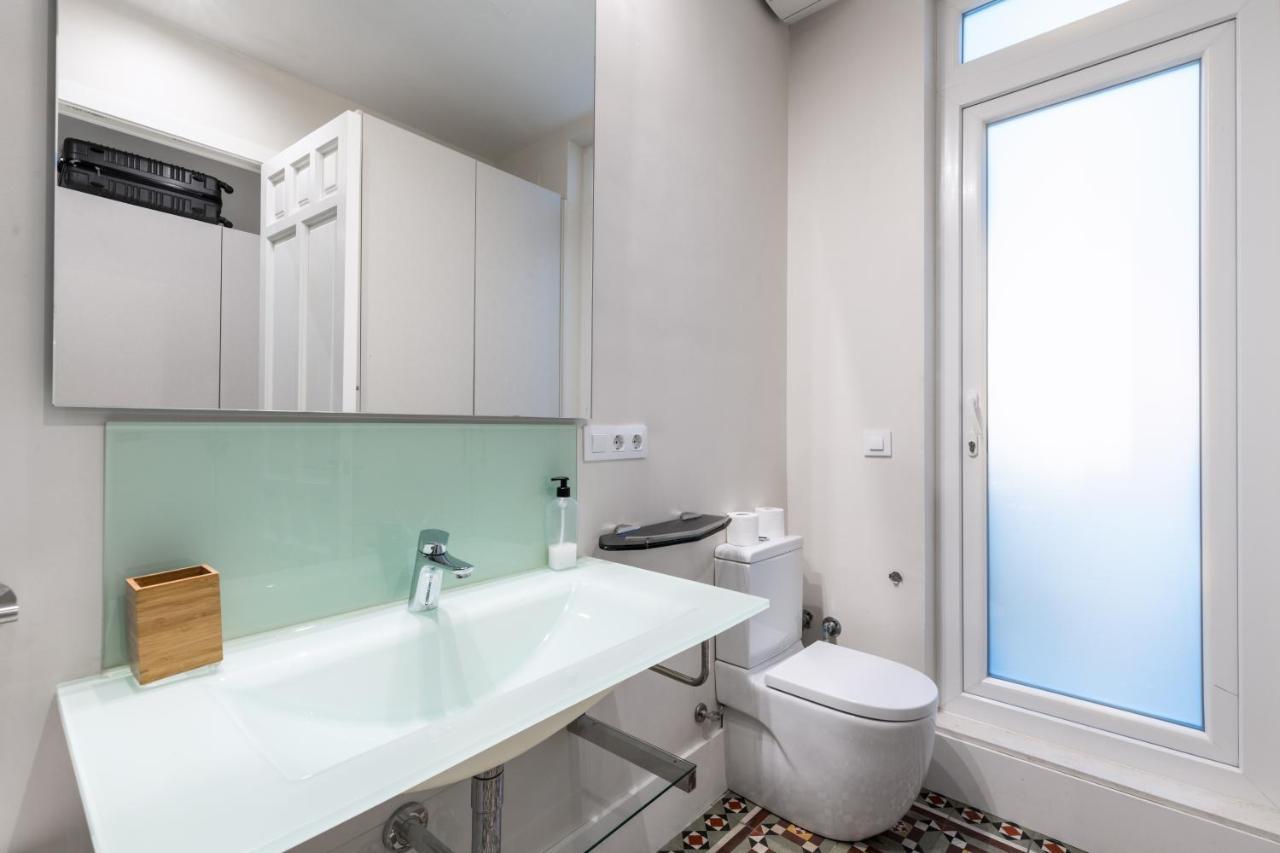 Aoa Green Gardens Suites เซบีญา ภายนอก รูปภาพ